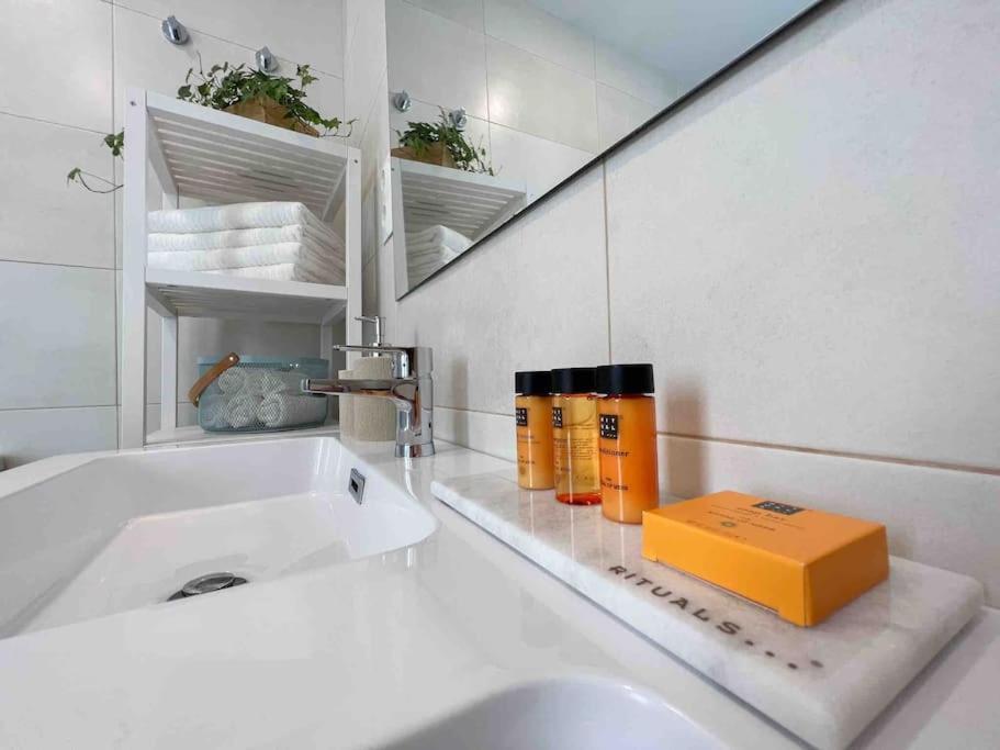 Spacious & Quiet Apartment By Hellomalaga - Azahar Extérieur photo