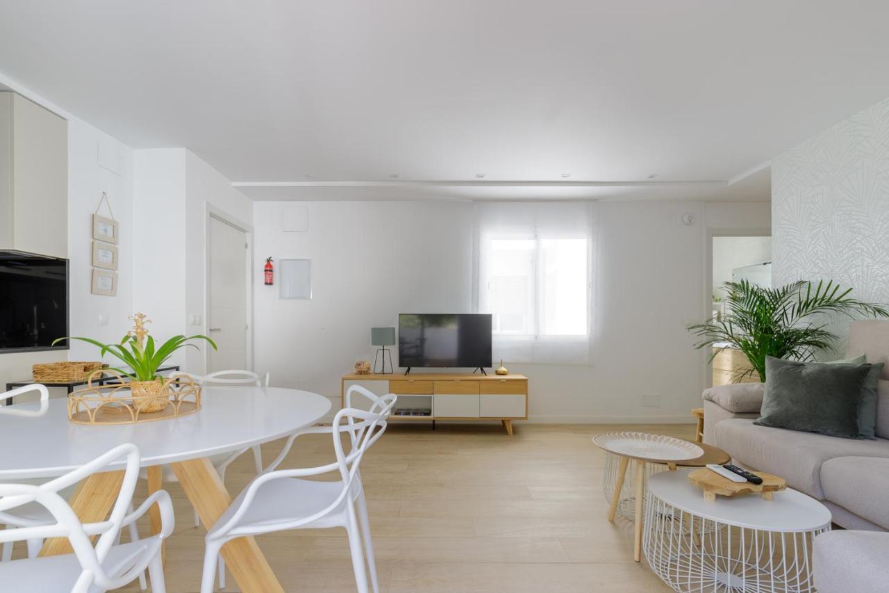 Spacious & Quiet Apartment By Hellomalaga - Azahar Extérieur photo